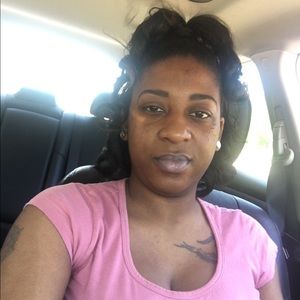 Meet your Posher, Delisa